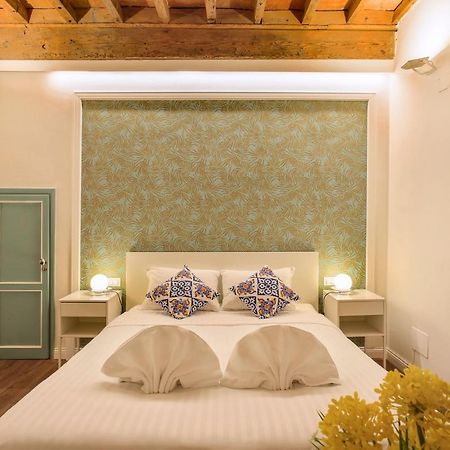 Oltrarno Suite In Florenţa Exterior foto